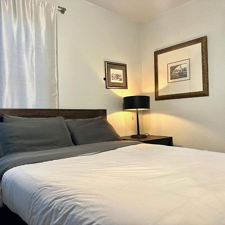 オクラホマシティ Cozy Winter Getaway With Garden 20-Aヴィラ エクステリア 写真